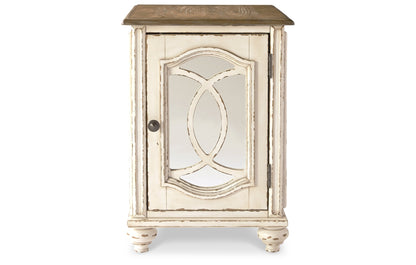 Realyn Chairside End Table