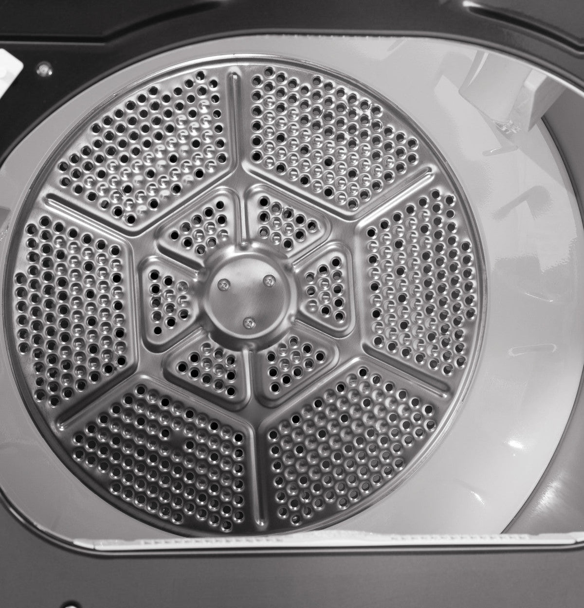 GE GTD84ECPNDG electric dryer, aluminized alloy drum detail